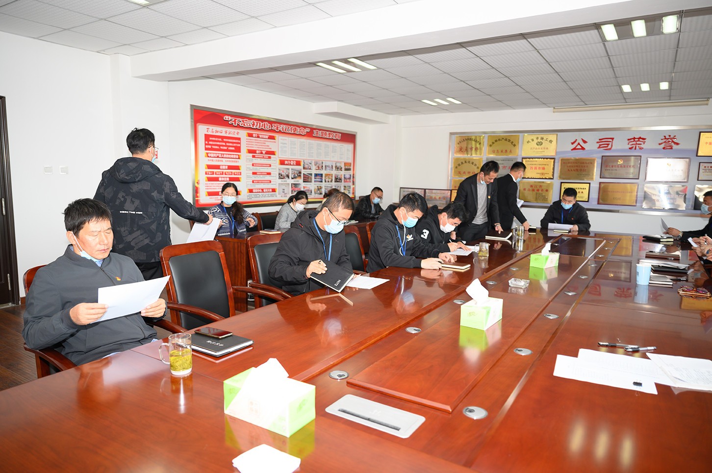 1636937666476524.jpg 1636937666476524.jpg