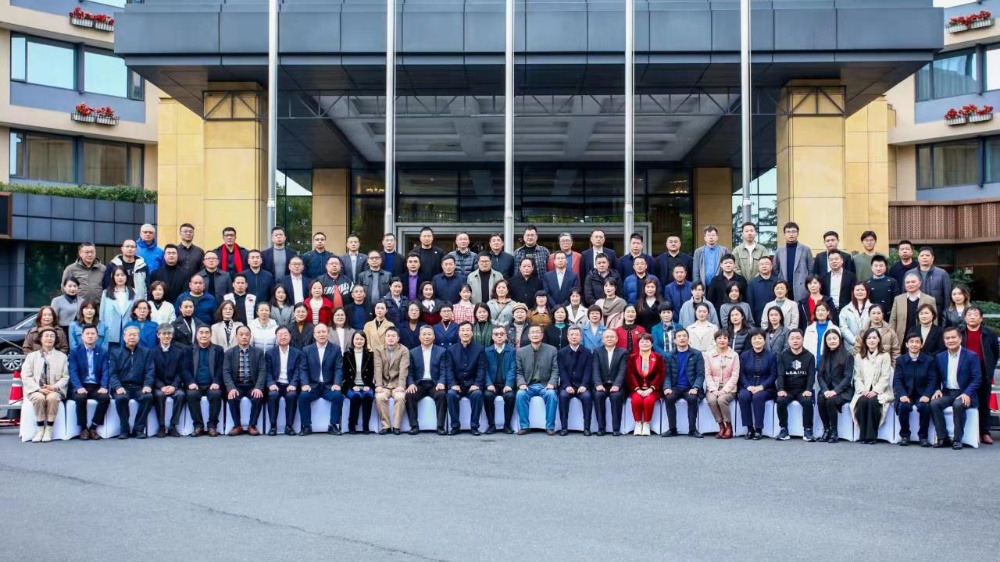 ca0c18ff8372e2124382ff446944464 ca0c18ff8372e2124382ff446944464