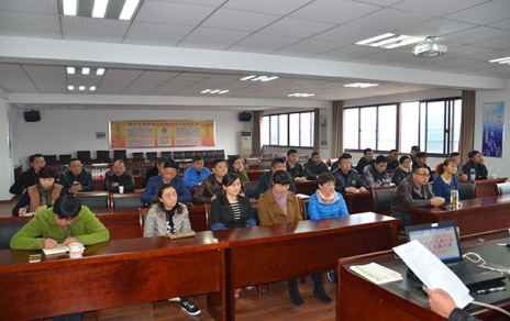 抓落實、強(qiáng)平臺、重權(quán)益， 聚力凝心推進(jìn)企業(yè)和諧穩(wěn)定發(fā)展